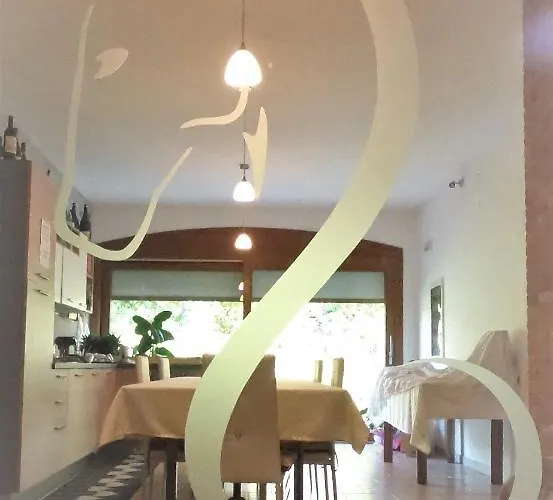 Il Sentiero לינה וארוחת בוקר