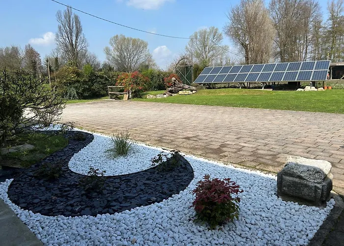 Il Sentiero לינה וארוחת בוקר 3*